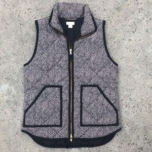 J Crew Excursion quilted vest in herringbone - XS